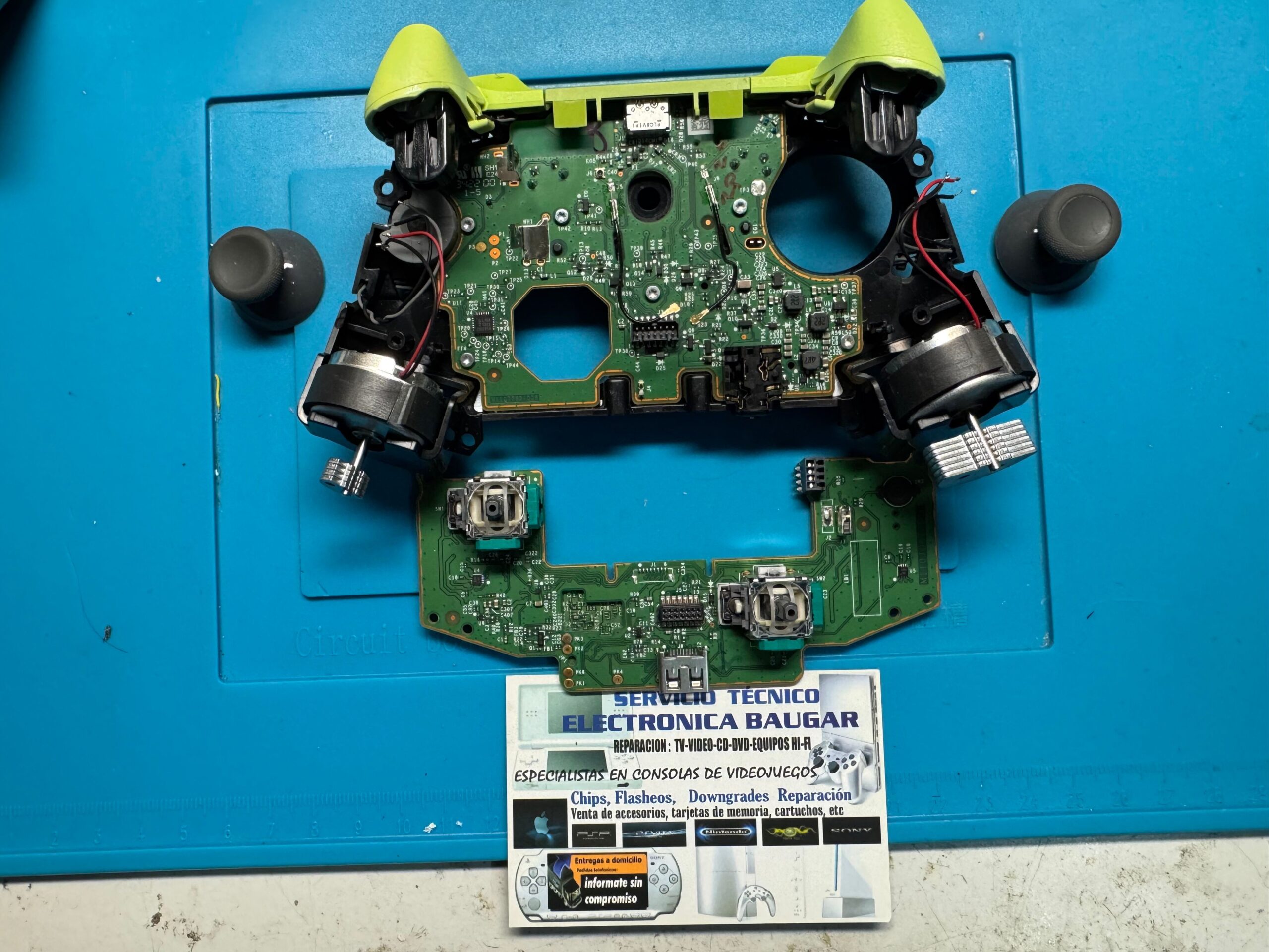 Reparación de mando y sustitución de joysticks