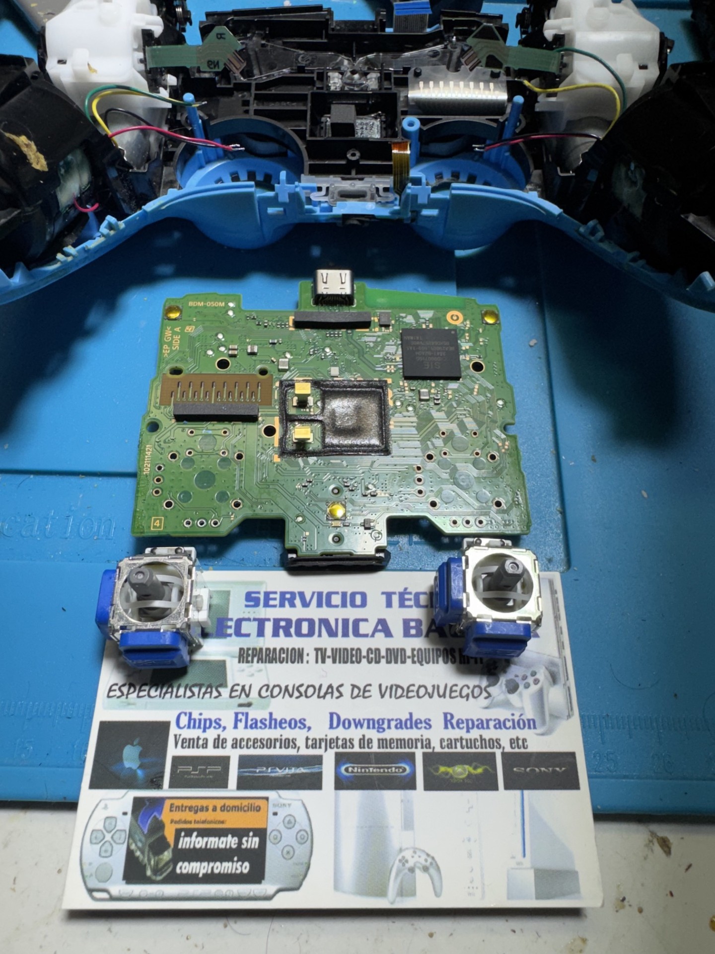 Reparación de mando y sustitución de joysticks